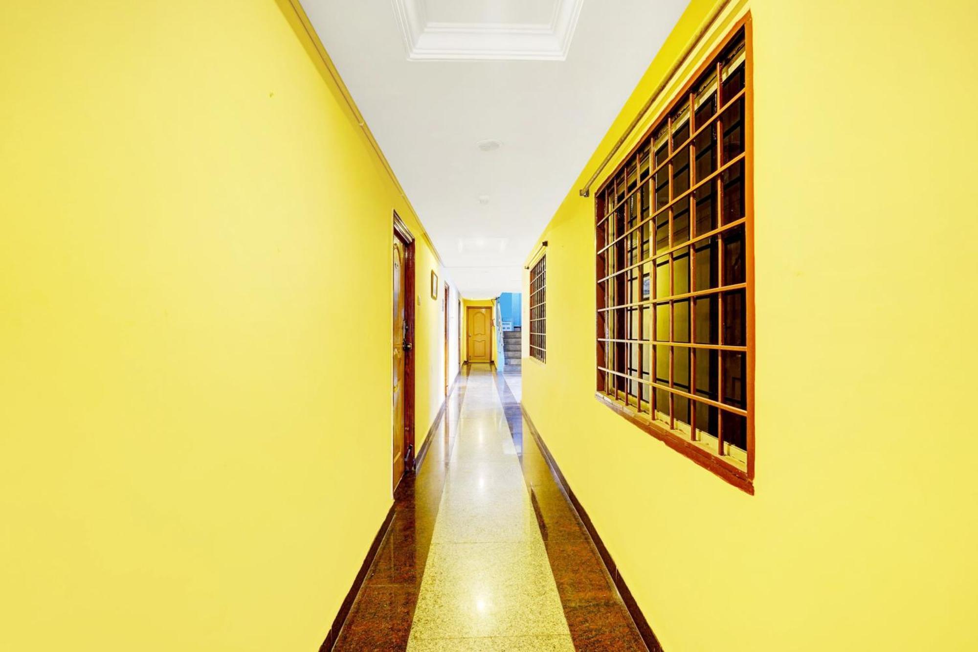 Super Hotel O Padmavathi Puram Near Railway Station Tirupati Luaran gambar