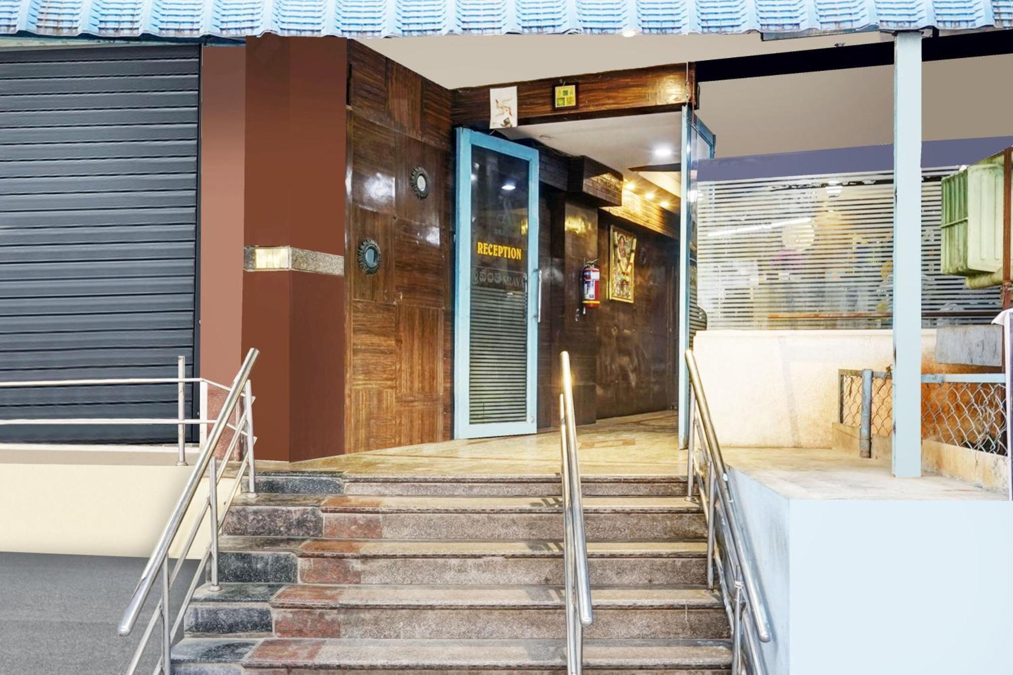 Super Hotel O Padmavathi Puram Near Railway Station Tirupati Luaran gambar